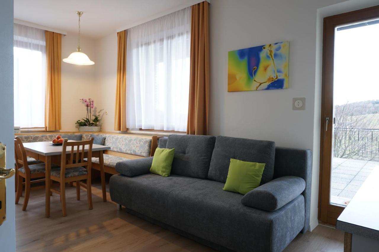 Vorstadt-Appartement Haus Monika Aussere Ragnitz Exterior photo